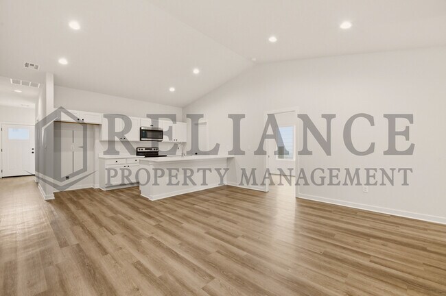 Building Photo - 157 N Gowen St