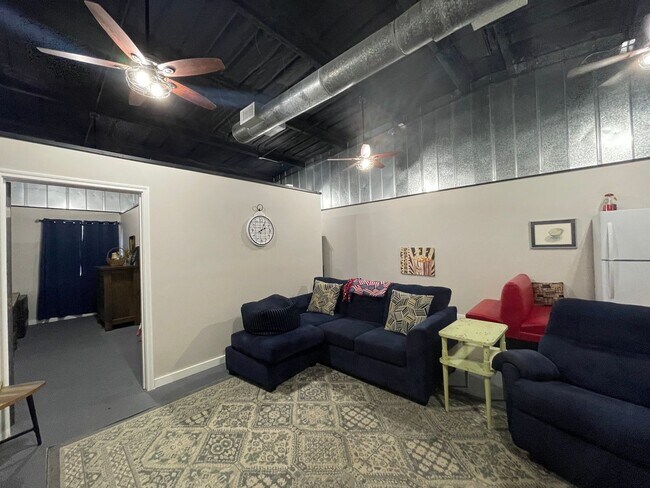 Building Photo - Studio 421: Urban Edge. West Texas Soul.
