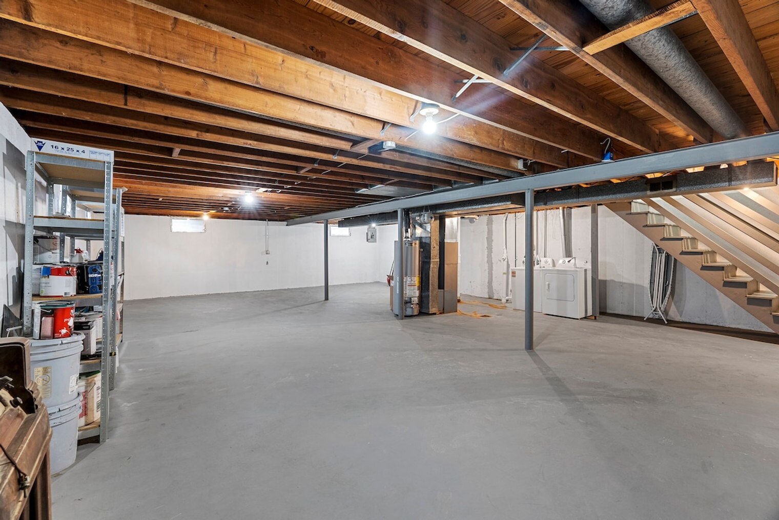 Building Photo - 2310 Dove Dr