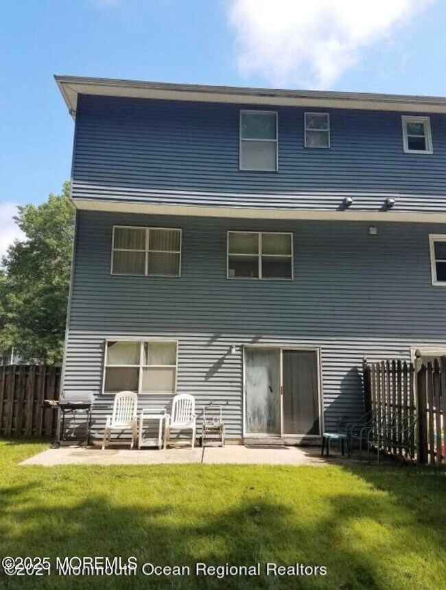 Building Photo - 17 Lone Star Ln