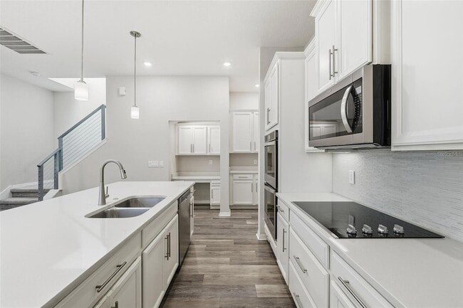 Building Photo - 14942 Guava Bay Dr