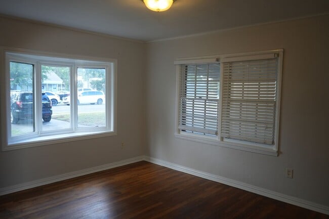 Building Photo - 2314 29th St