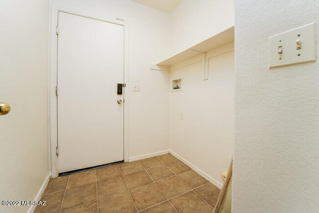Building Photo - 5133 S Lavender Hills Ln