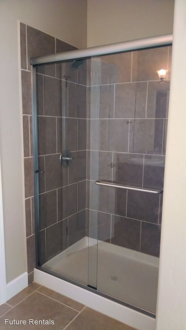 Building Photo - 4 br, 2 bath House - 222 Burnage