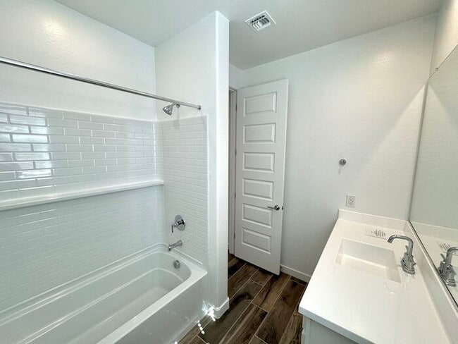 Building Photo - MOVE IN READY! New 5-Bedroom Home in Goody...