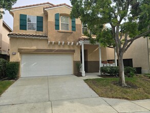 Building Photo - Nicely Updated Three Bedroom Home in Torrey Hills