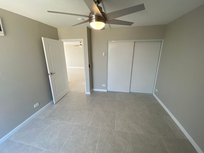 Building Photo - Pacific Beach - 3 blocks to Beach!  2bd/2ba Spacious 6th floor condo remodeled in 2022! Spectacul...