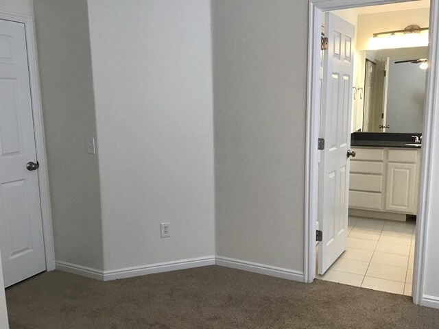 Building Photo - 8359 Sawtooth Oak Dr