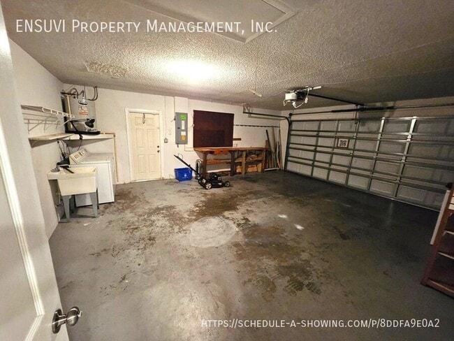 Building Photo - 8610 Schrader Blvd