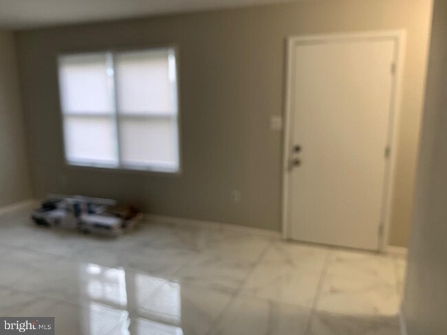 Building Photo - 203 E Penn Ave