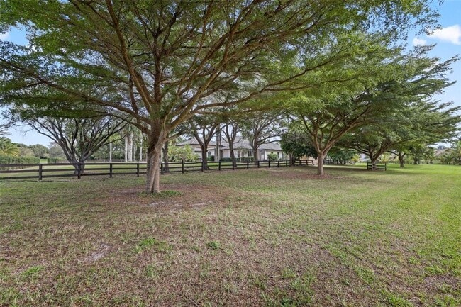 Building Photo - 10630 El Caballo Ct