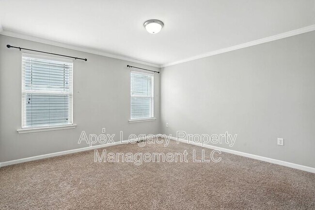 Building Photo - 1009 Artis Town Ln