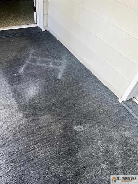 Building Photo - 102 Prentice Ave