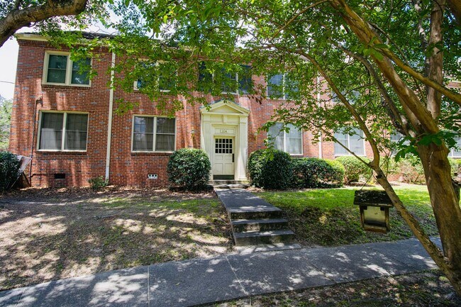 Building Photo - Bright & Modern Renovated 1-Bedroom Condo ...