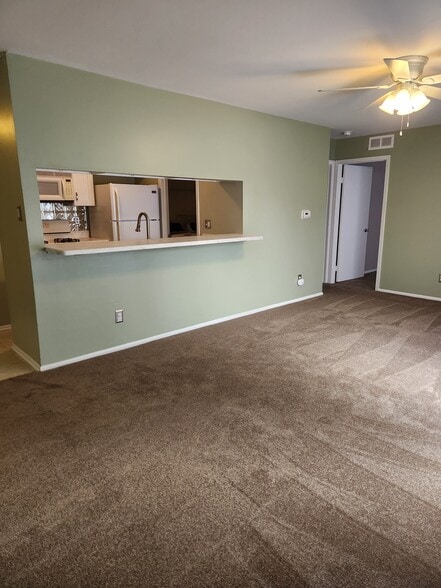 Living Room - 608 Woodhollow Dr