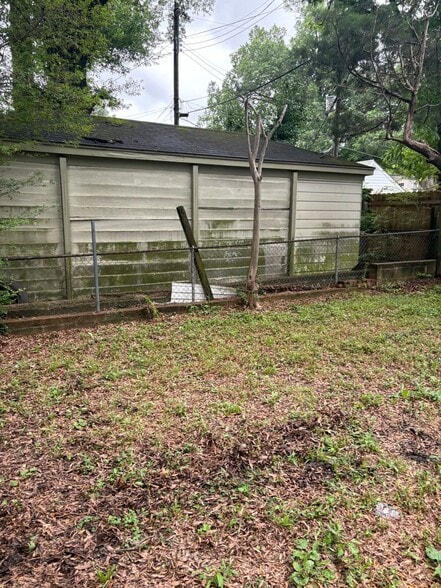Building Photo - 3293 S Perkins Rd