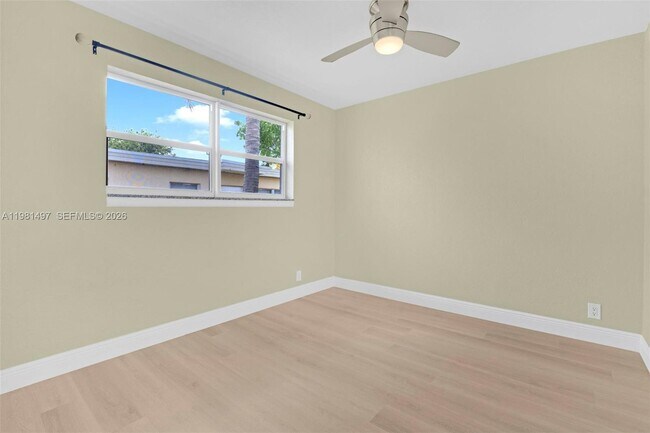 Building Photo - 369 Phippen Waiters Rd