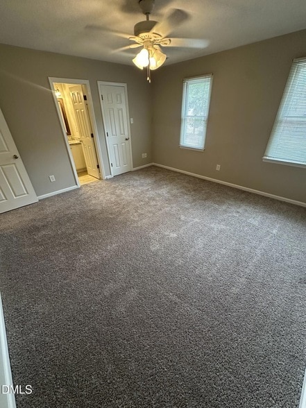 Building Photo - 5621 Hamstead Crossing