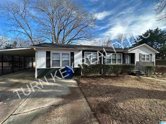 Building Photo - 1209 Columbia Ave
