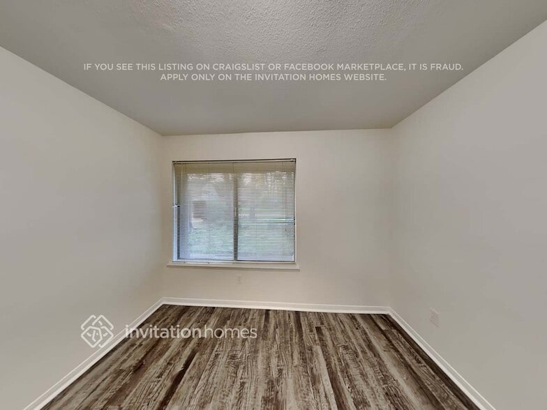Building Photo - 9207 Prairie Trails Dr
