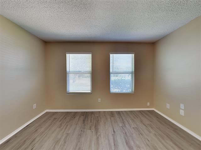 Building Photo - 1529 Windward Ln