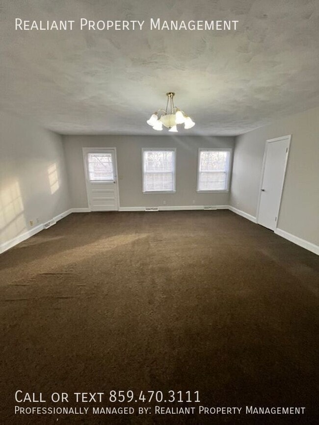 Building Photo - 508 W Main St