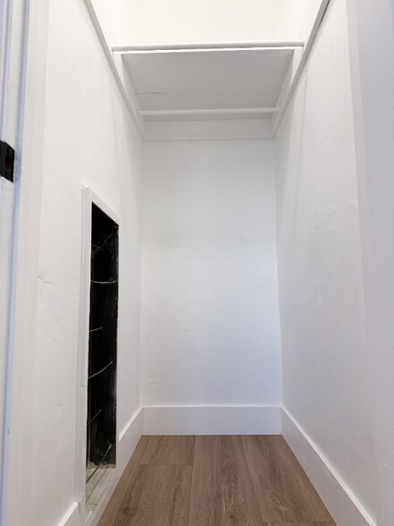 Building Photo - 1642 Madison Ave