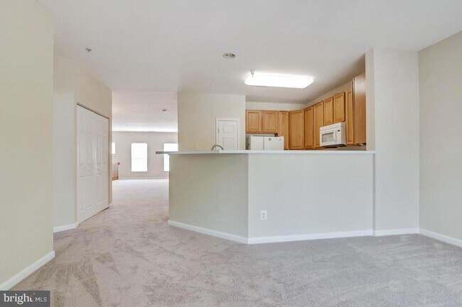 Building Photo - 43028 Old Gallivan Terrace