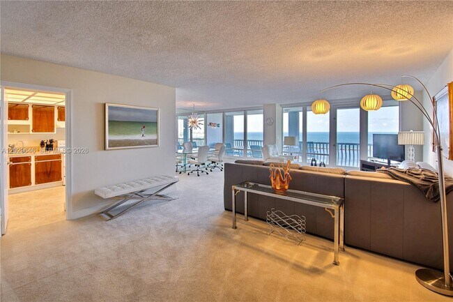 Building Photo - 2200 S Ocean Ln