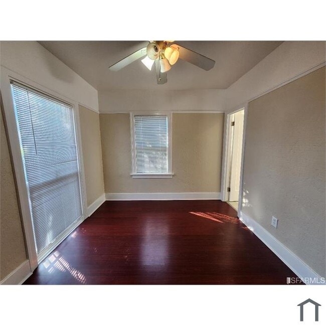 Building Photo - 1481 77th Ave