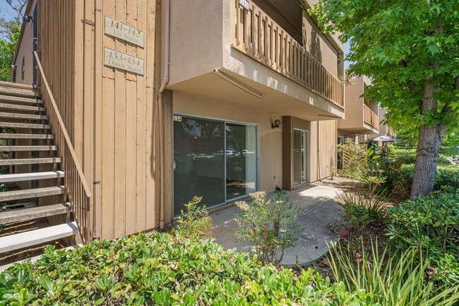 Building Photo - 1Bed/1Bath Single Story Condo in La Mesa w...