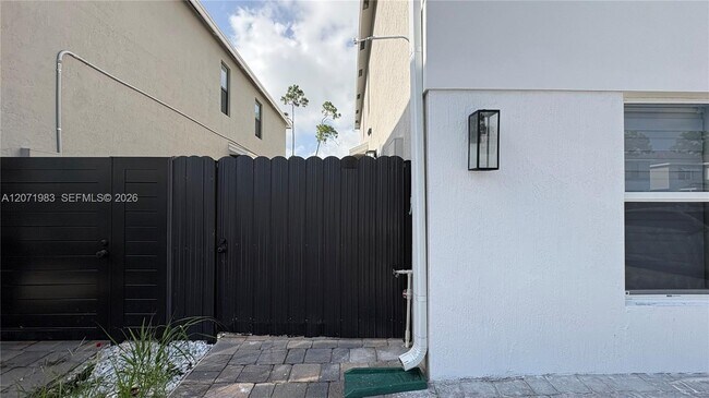 Building Photo - 12948 SW 265th Terrace
