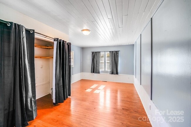 Building Photo - 5311 Princess St