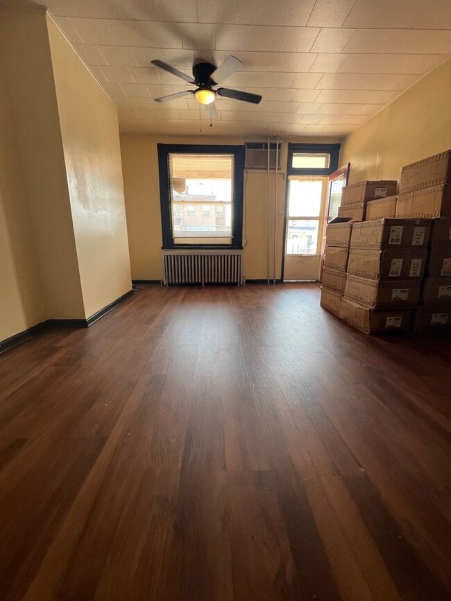 Building Photo - Stunning 3-Bedroom Townhome in Frankford! Available NOW!