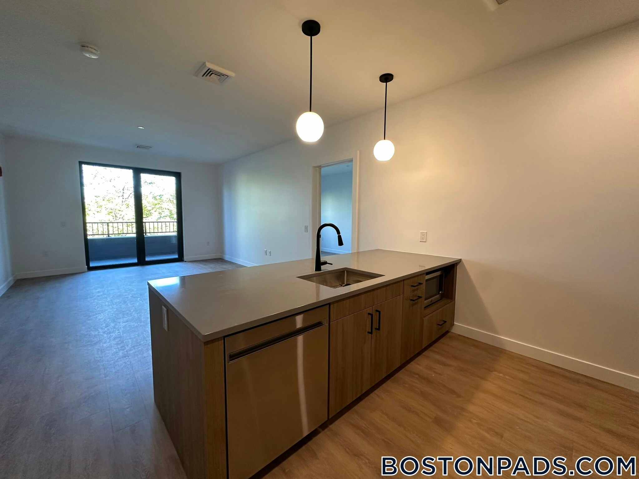 Building Photo - 199 Gardner St