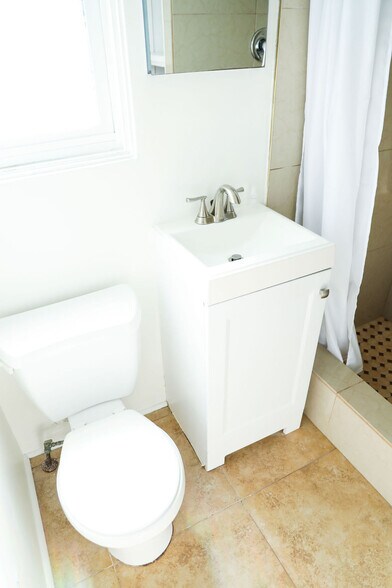 Building Photo - 4838 Muir Ave