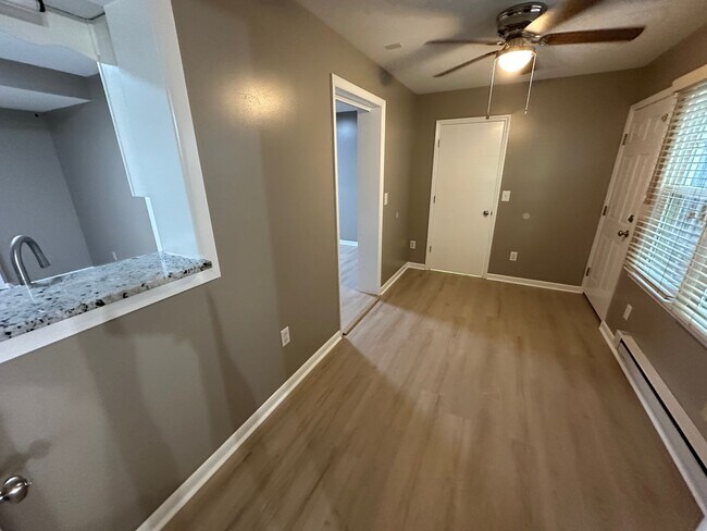 Building Photo - Now available!! – 672 W Front St, Unit C, ...