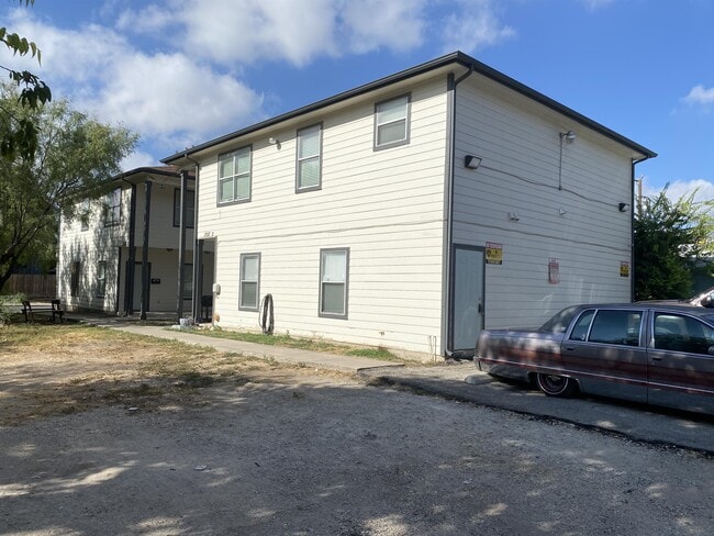 Building Photo - 1707 Dawson St