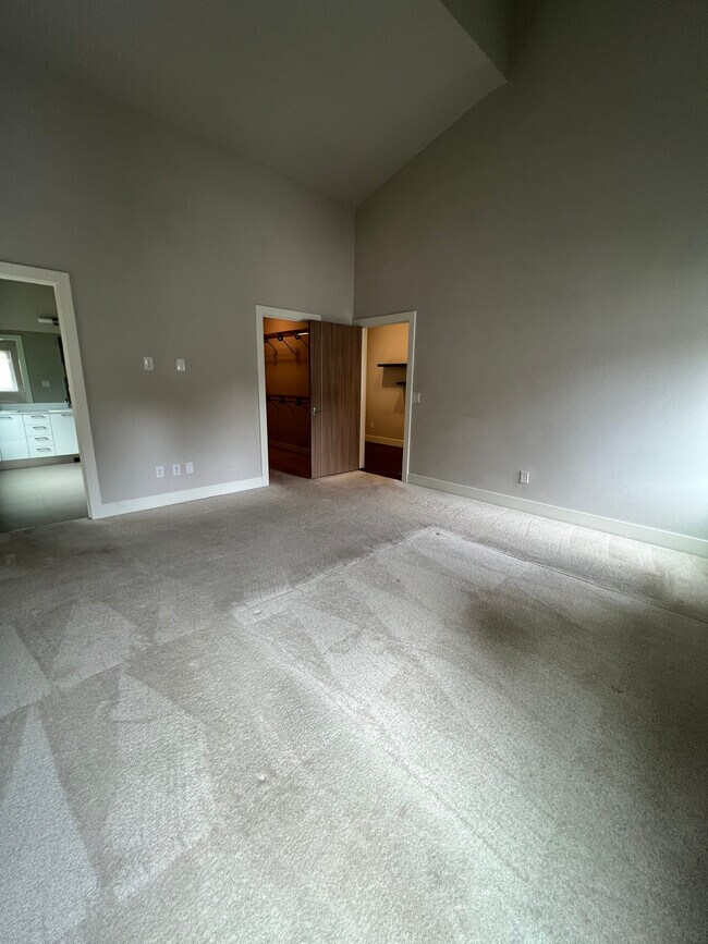 Building Photo - 13110 SE 219th Pl