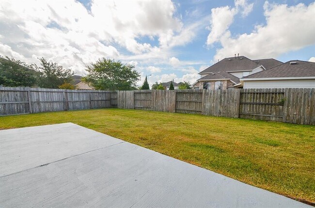 Building Photo - 6726 Oakman Ln