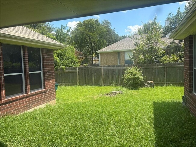 Building Photo - 1804 Todd Ln