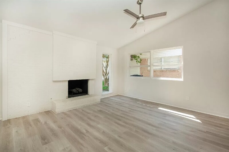 Building Photo - 3057 Dothan Ln