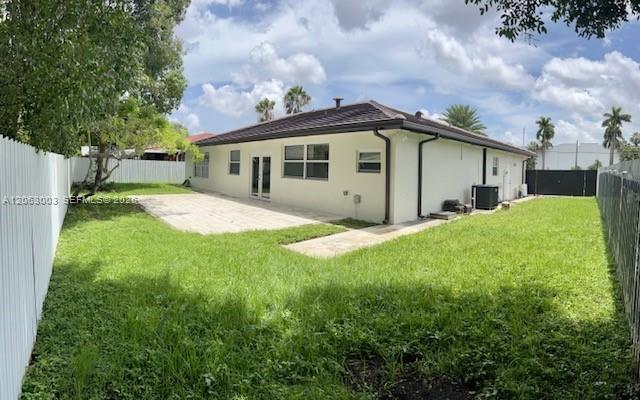 Building Photo - 9845 NW 25th Terrace