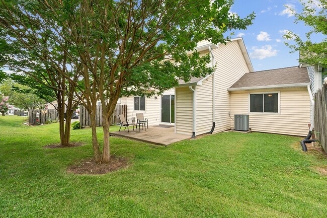 Building Photo - 57 Rolling Meadows Dr