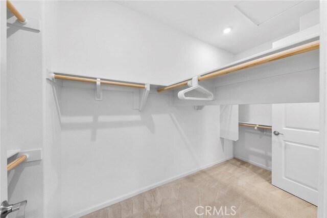 Building Photo - 119 Follyhatch