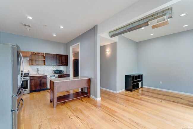 Building Photo - 59 Dixwell Ave