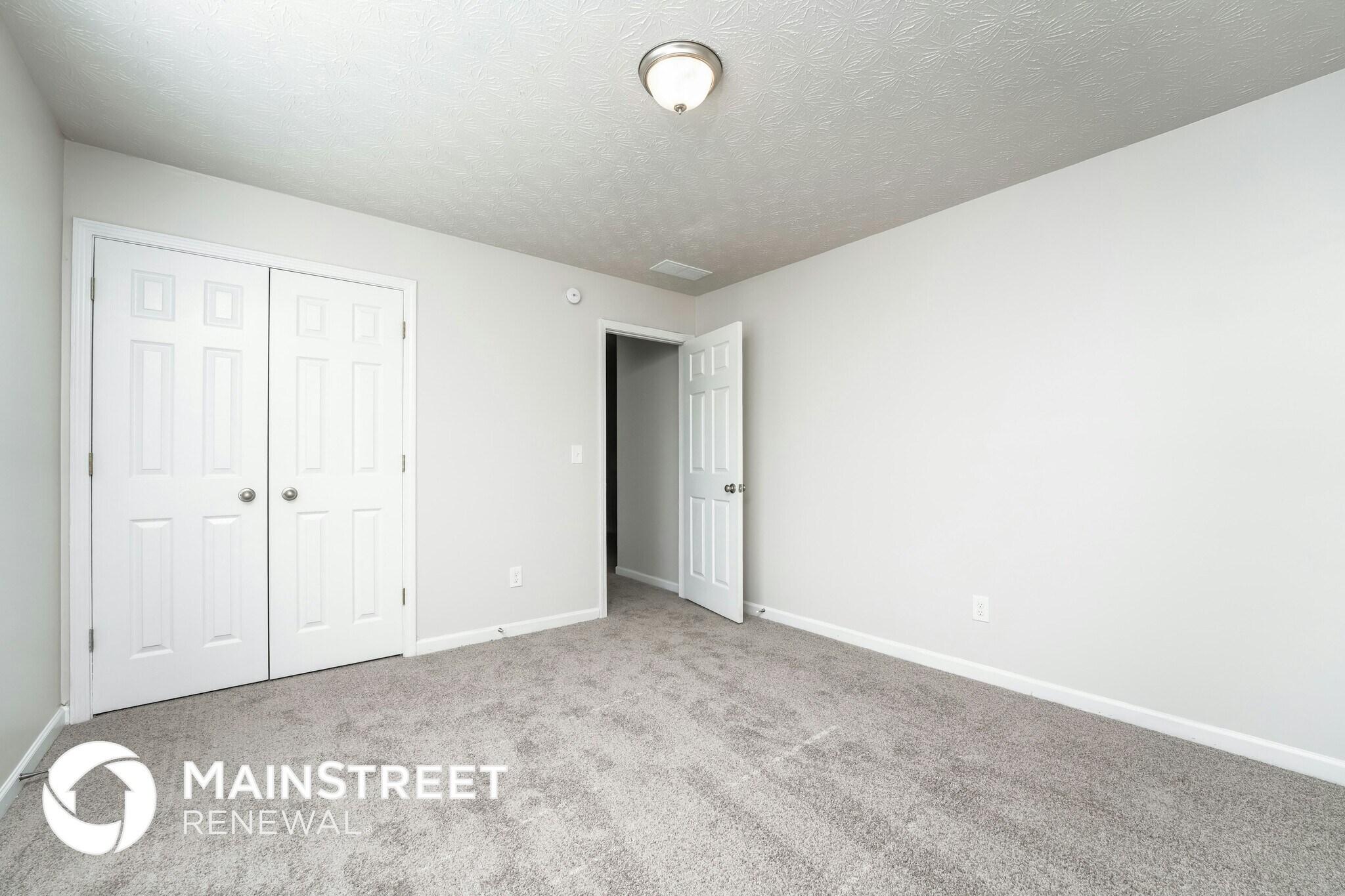 Building Photo - 4547 Carriage Park Dr