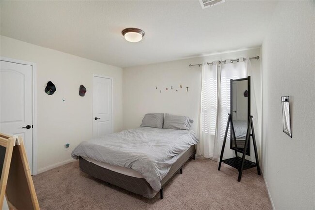 Building Photo - 1501 Treeta Trail