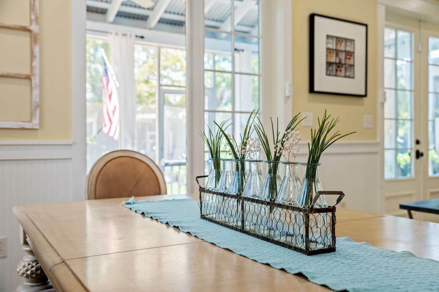 Building Photo - 2469 Bungalo Ln