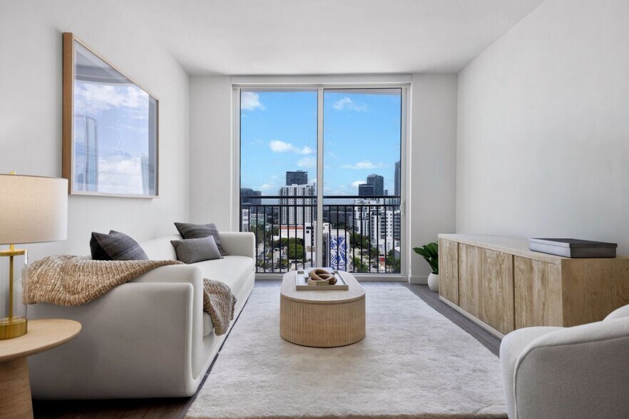 Building Photo - 251 NE 20th St